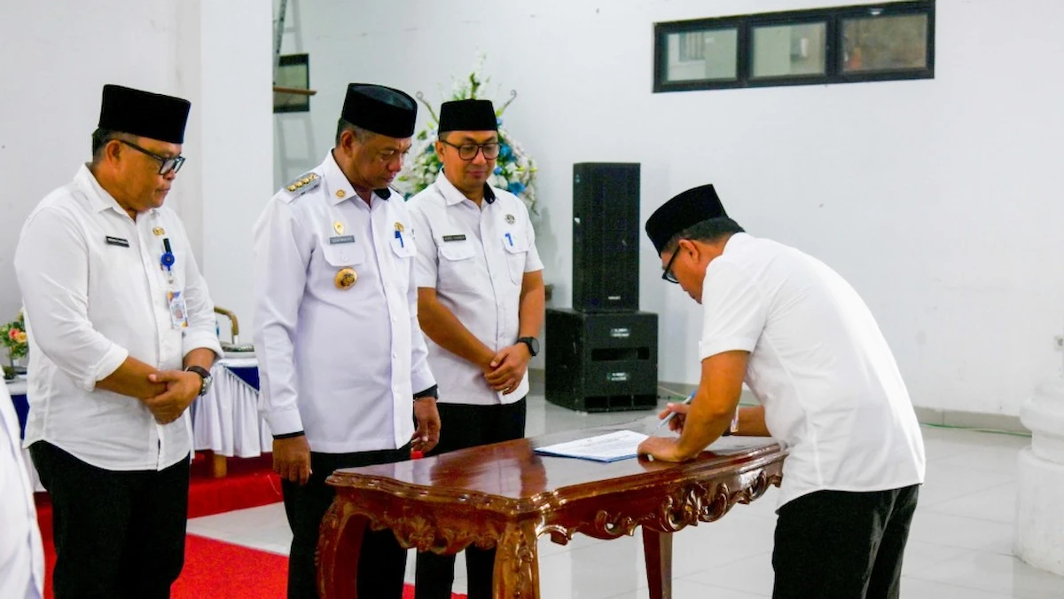 SULUTVIRAL.info jajaran Forkopimda dan pejabat daerah menandatangani Perjanjian Kinerja Tahun 2026 di Sekretariat Daerah Boltim