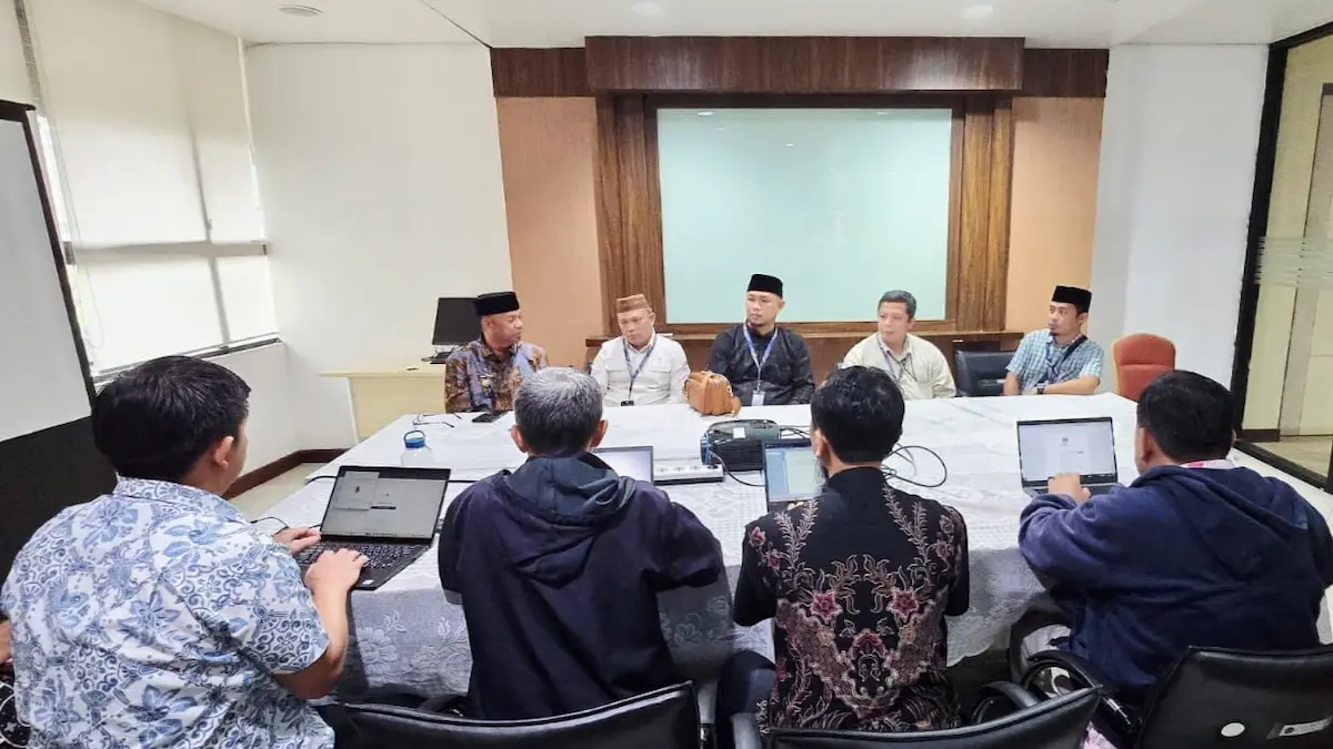 Bupati Boltim Oskar Manoppo dan Ketua DPRD Boltim Samsudin Dama berdiskusi dengan tim DJPK Kemenkeu membahas perimbangan keuangan daerah di Jakarta mediasulut.id