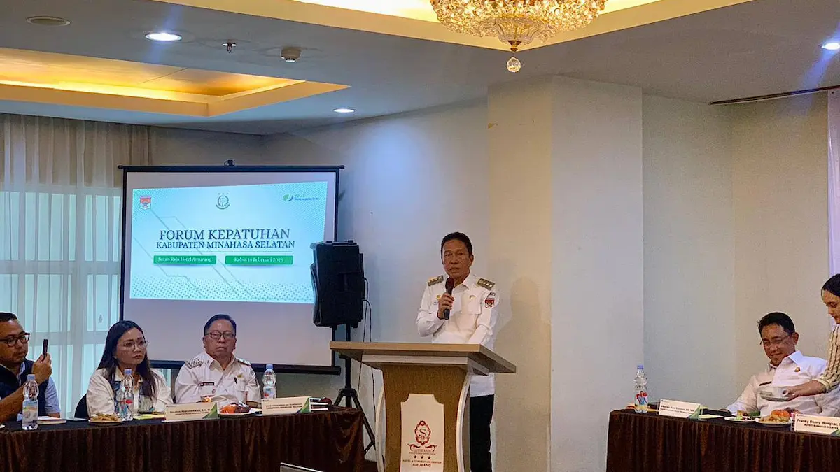 Franky Wongkar beri sambutan forum kepatuhan Amurang mediasulut.id