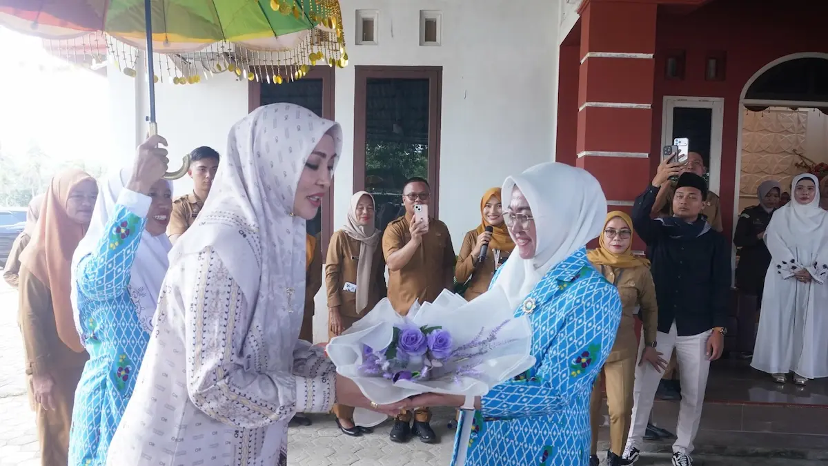 Penyambutan Angelina Sondakh oleh WIA Boltara di Boroko mediasulut.id