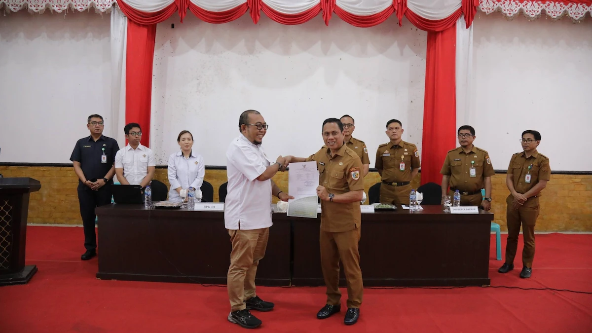 Penyerahan dokumen pemeriksaan LKPD antara BPK RI dan Wali Kota Kotamobagu mediasulut.id