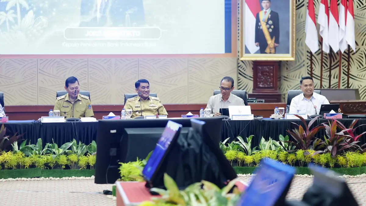 Gubernur dan pejabat mengikuti rapat koordinasi ekonomi Sulut mediasulut.id