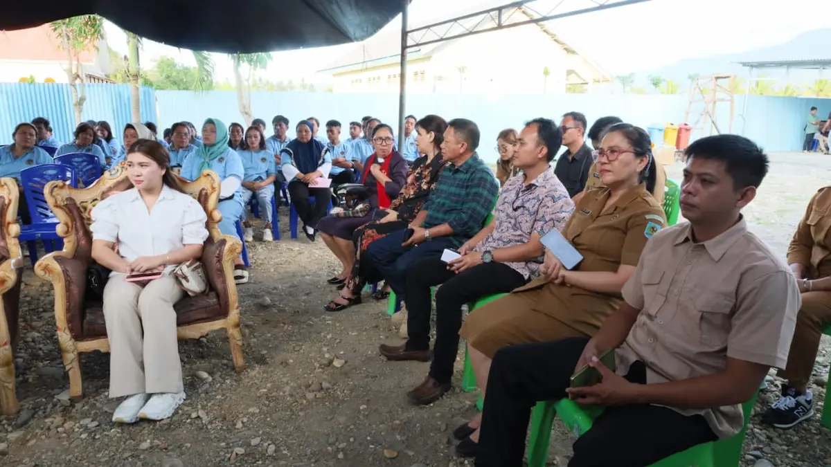 Peserta mengikuti kegiatan peresmian SPPG Modomang Kecamatan Dumoga Timur Kabupaten Bolaang Mongondow mediasulut.id