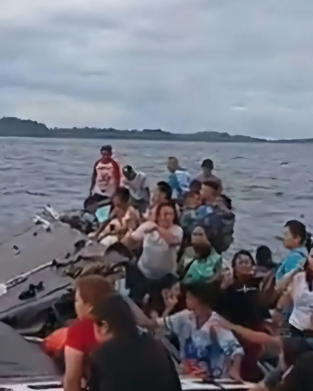 Kondisi penumpang KM Alisa setelah kecelakaan di perairan Pulau Gangga Minahasa Utara mediasulut.id