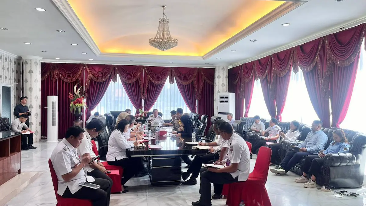 Suasana rapat Forkopimda Minahasa Selatan bersama unsur pimpinan daerah mediasulut.id