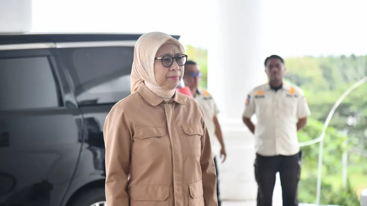 Anggota DPR RI Yasti Soepredjo Mokoagow tiba di Kantor Bupati Boltim mediasulut.id