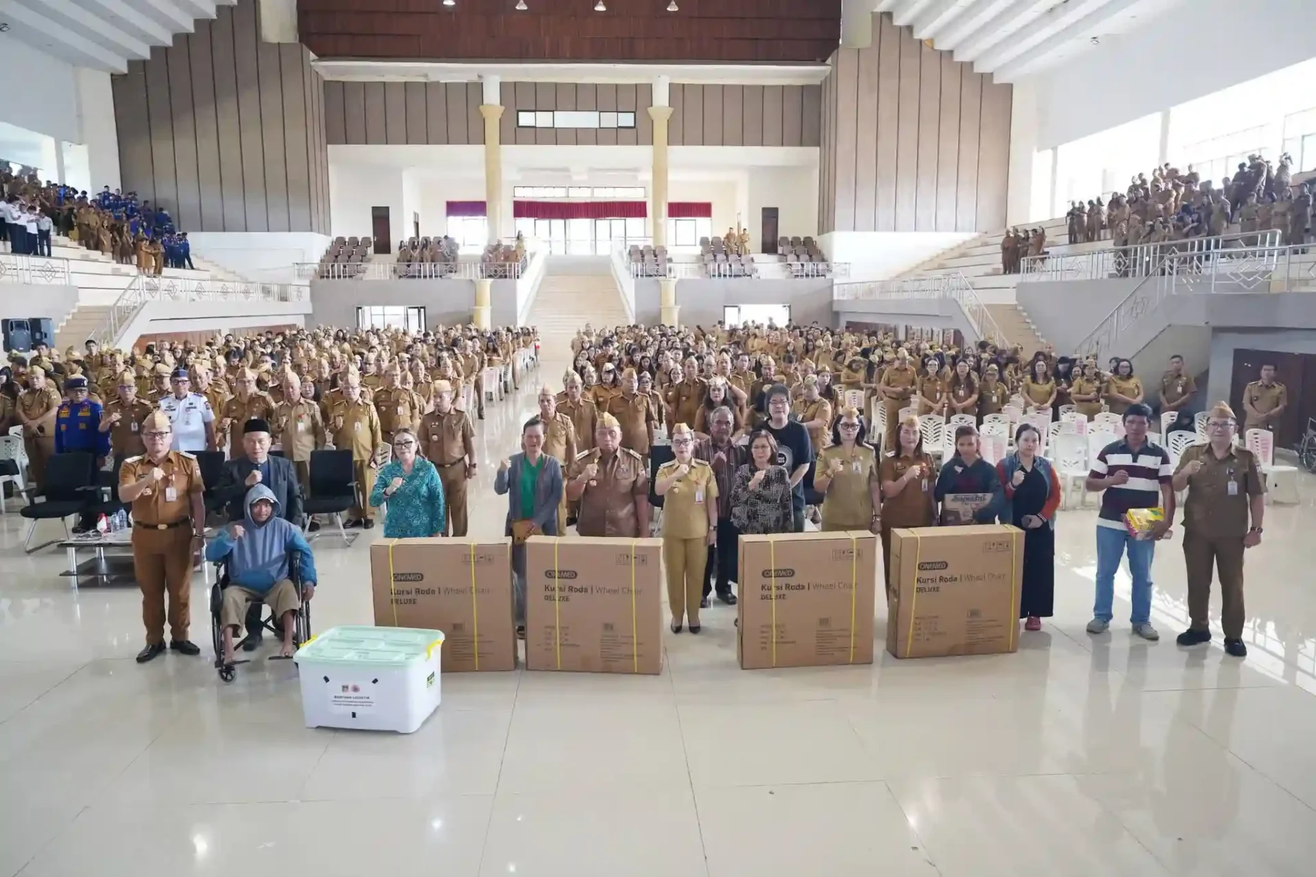 ASN Minahasa apel bersama di Wale Ne Tou Tondano