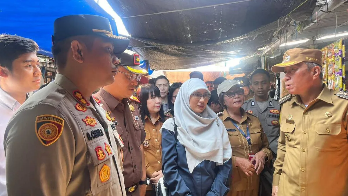 Bupati Franky Donny Wongkar bersama Forkopimda meninjau distribusi LPG di Amurang