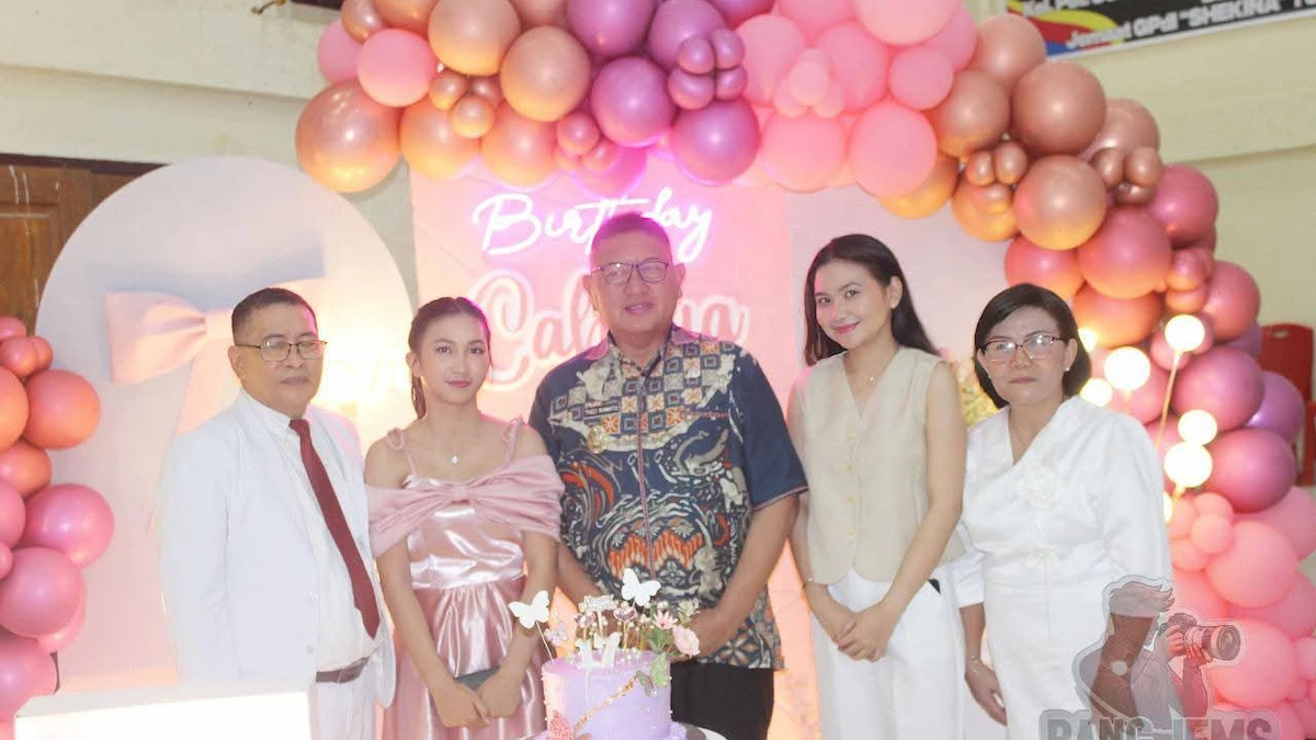 Keluarga gembala rayakan ibadah syukur GPdI Shekina Tumpaan bersama jemaat