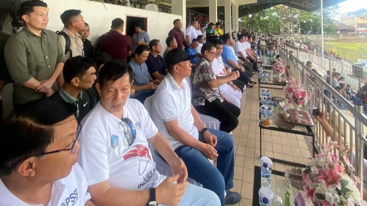 pejabat dan tamu undangan liga 4 sulut 2026 stadion klabat manado