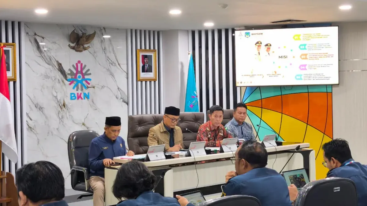 Bupati Iskandar Kamaru memaparkan manajemen talenta ASN Bolsel di BKN
