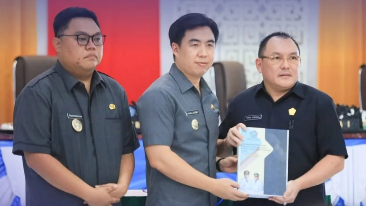 Bupati Sangihe serahkan dokumen LKPJ di DPRD Tahuna