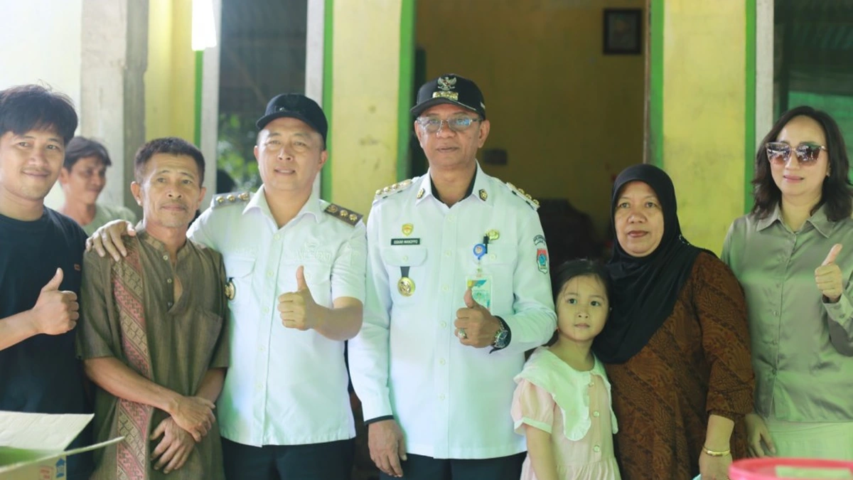 Bupati Boltim menyapa warga dari rumah ke rumah di Matabulu