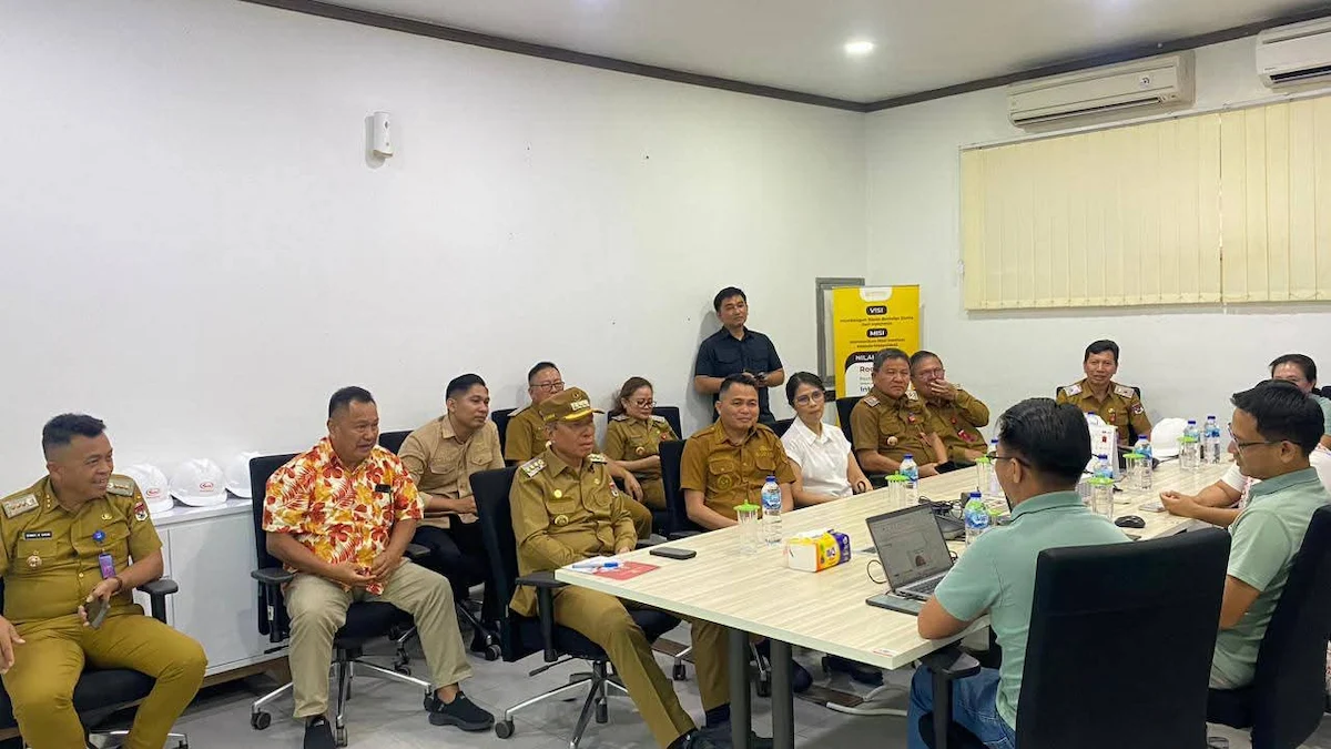 Franky Wongkar dan Ronald Kandoli rapat bersama manajemen pt sasa inti radey