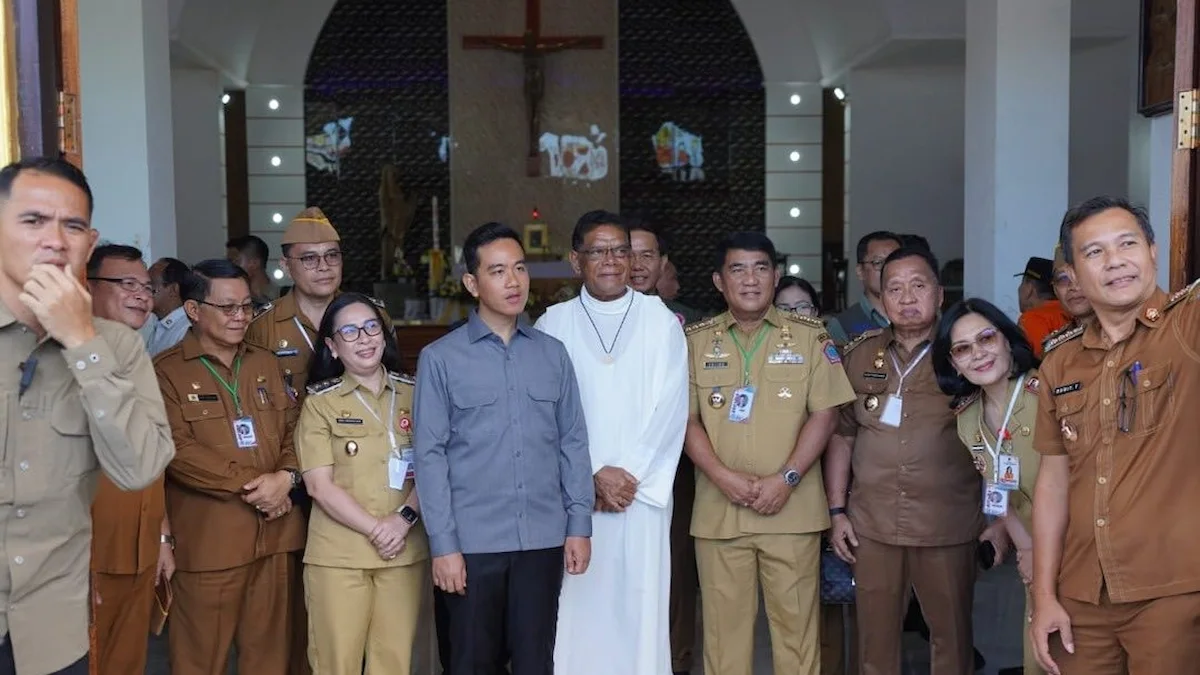 Gibran Rakabuming kunjungi gereja rusak akibat gempa Sulut