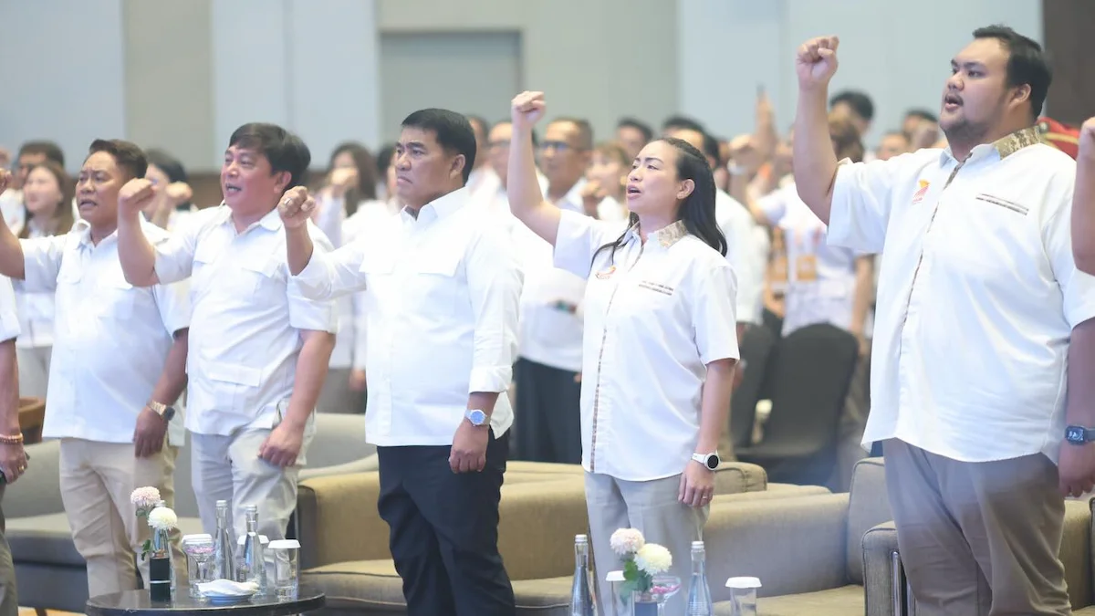 Kader TIDAR Sulut menunjukkan semangat saat Musda berlangsung