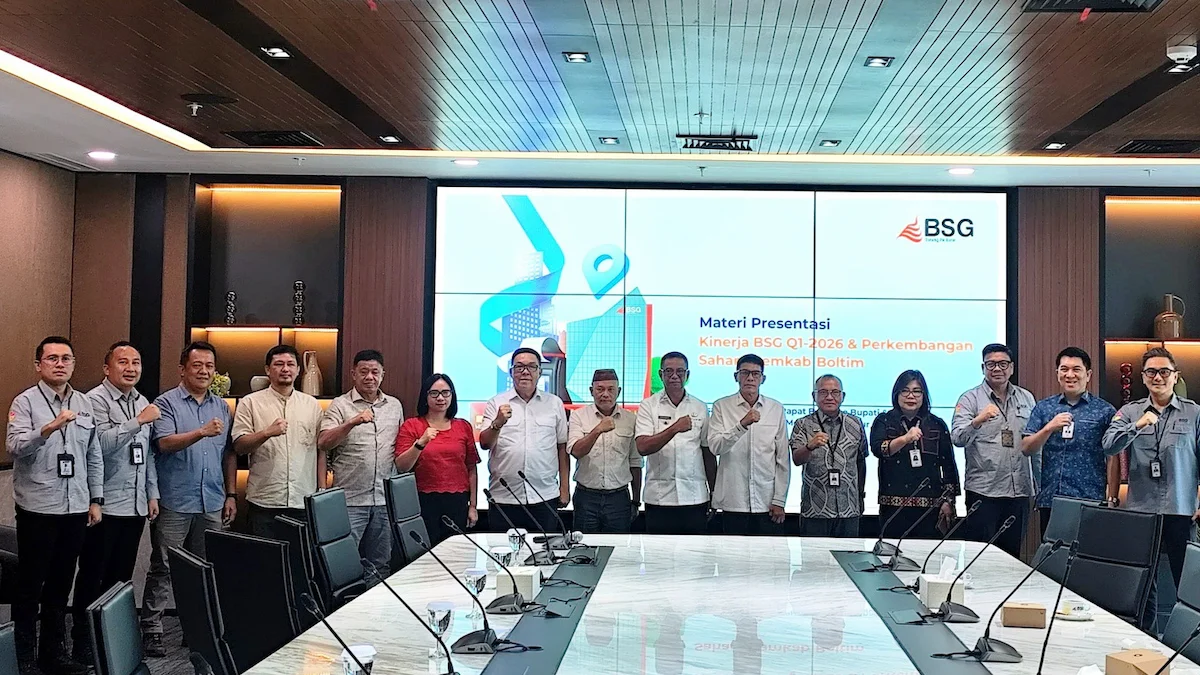 Bupati Boltim Oskar Manoppo bersama DPRD saat audiensi dengan Bank SulutGo di Tutuyan