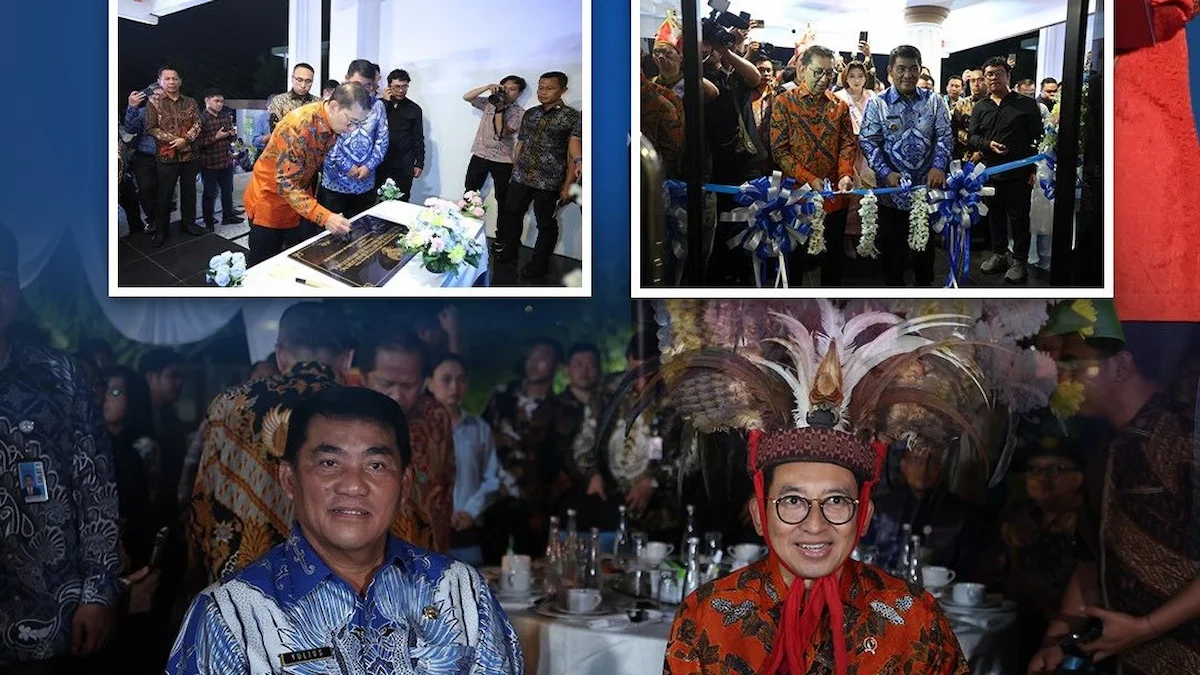 Prosesi penandatanganan prasasti dan pengguntingan pita Museum Negeri Sulawesi Utara