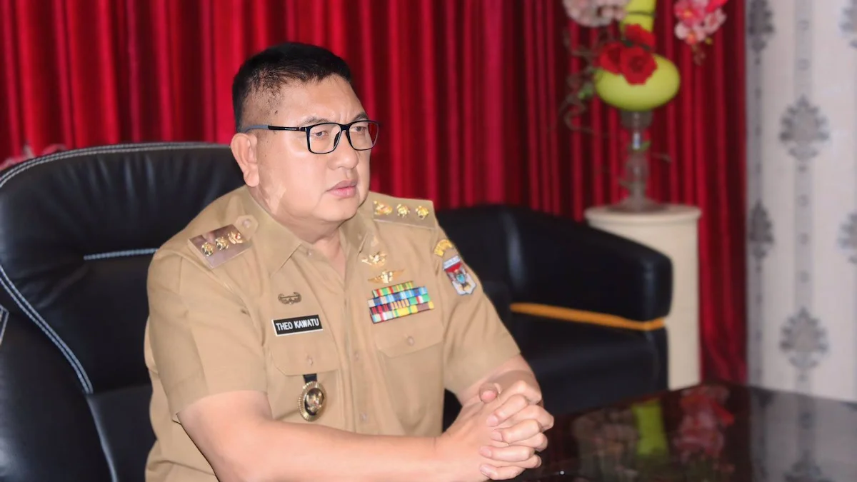 Wakil Bupati Minahasa Selatan Theodorus Kawatu mengikuti rapat koordinasi pengendalian inflasi daerah secara daring