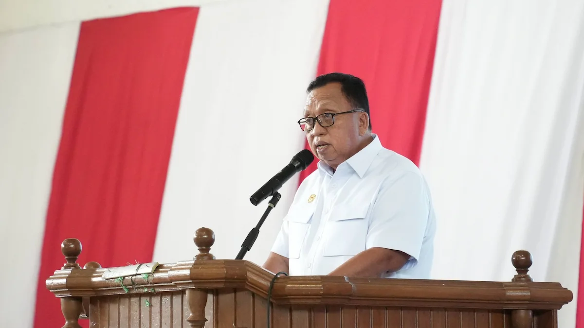 Bupati Minahasa Robby Dondokambey memberikan sambutan pada Ibadah Oikumene Awal Bulan Juni 2026.